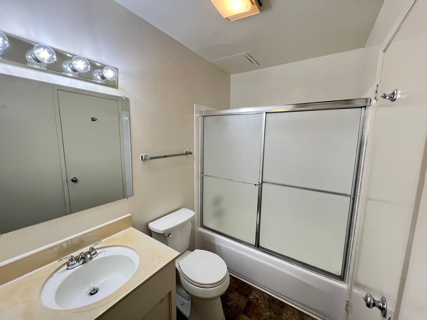 4 Anchor Drive #338 - Emeryville - California - 1 bath rental property