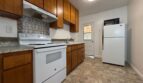 4 SW Cleveland Ave   - Bend - Oregon - 1 bed, 1 bath rental property