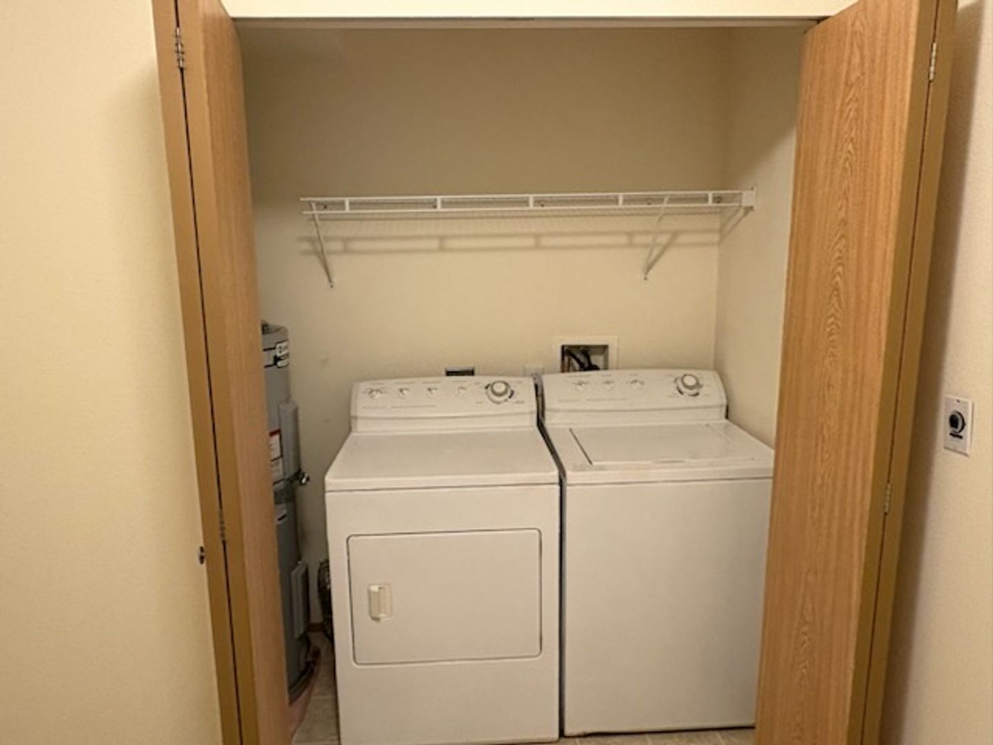 4018 Northwest Avenue - Bellingham - Washington - 2 bed, 1 bath rental property