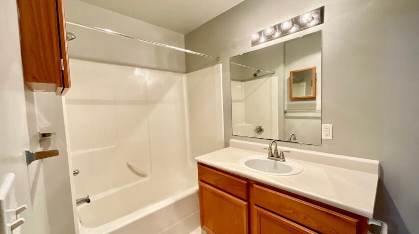 4018 Northwest Avenue - Bellingham - Washington - 1 bed, 1 bath rental property