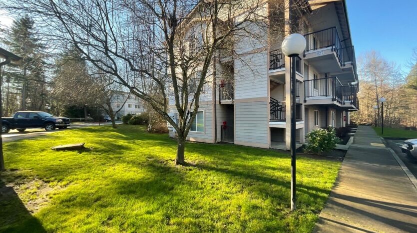 4018 Northwest Avenue - Bellingham - Washington - 2 bed, 1 bath rental property