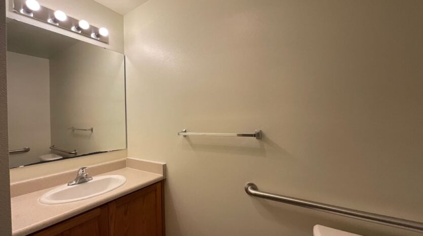 4018 Northwest Avenue - Bellingham - Washington - 1 bed, 1 bath rental property