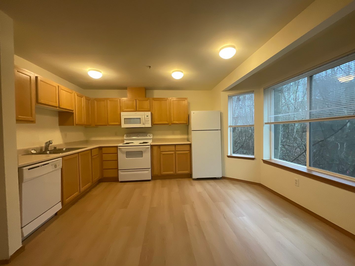 4018 Northwest Avenue - Bellingham - Washington - 1 bed, 1 bath rental property