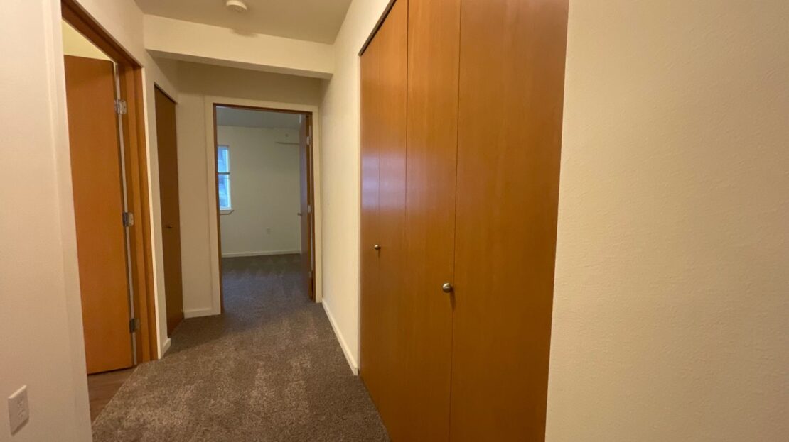 4018 Northwest Avenue - Bellingham - Washington - 1 bed, 1 bath rental property