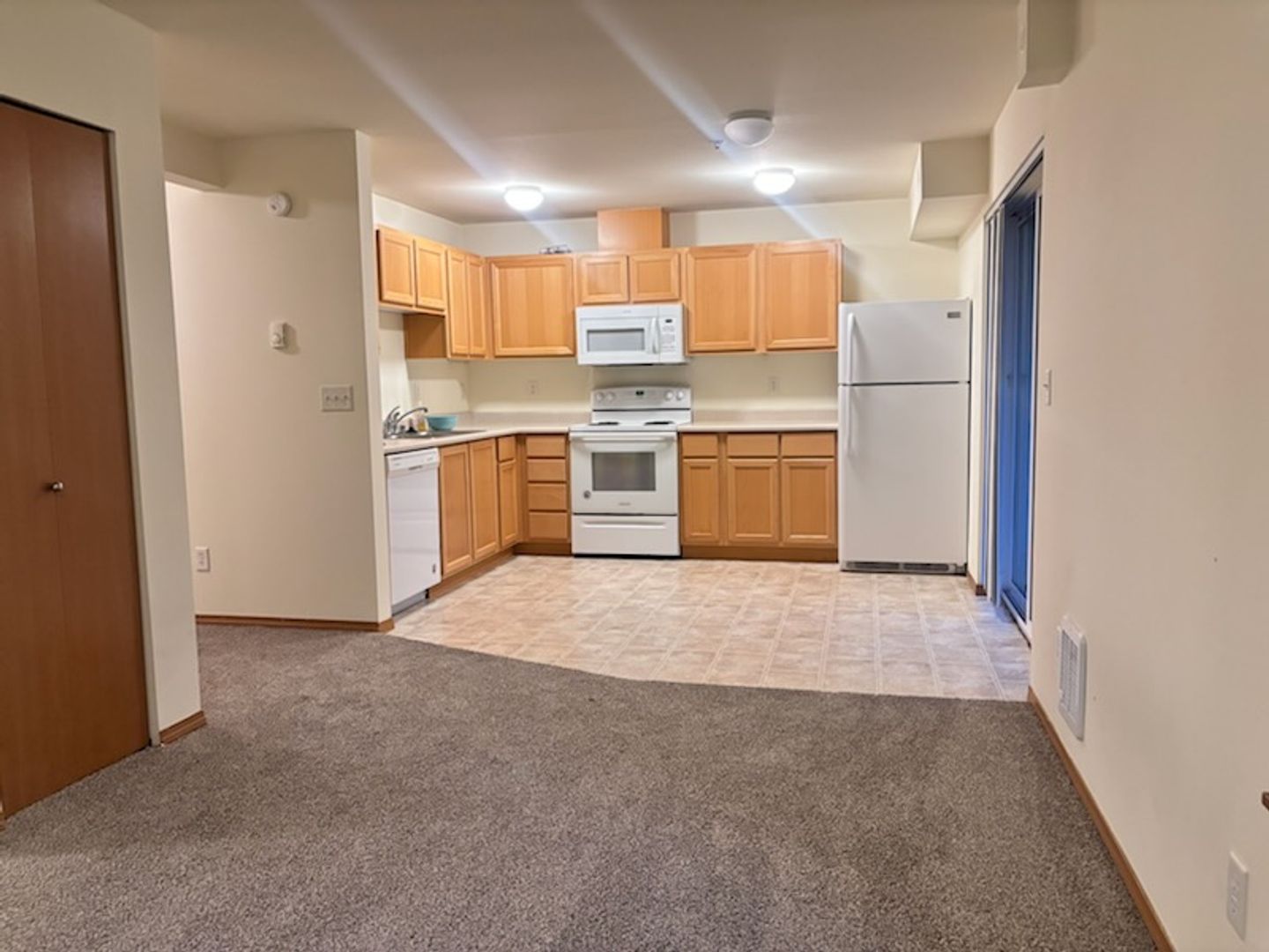 4018 Northwest Avenue - Bellingham - Washington - 1 bed, 1 bath rental property