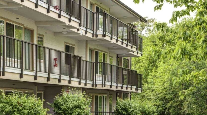 4018 Northwest Avenue - Bellingham - Washington - 1 bed, 1 bath rental property