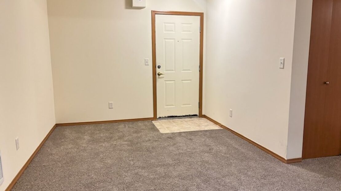 4018 Northwest Avenue - Bellingham - Washington - 1 bed, 1 bath rental property