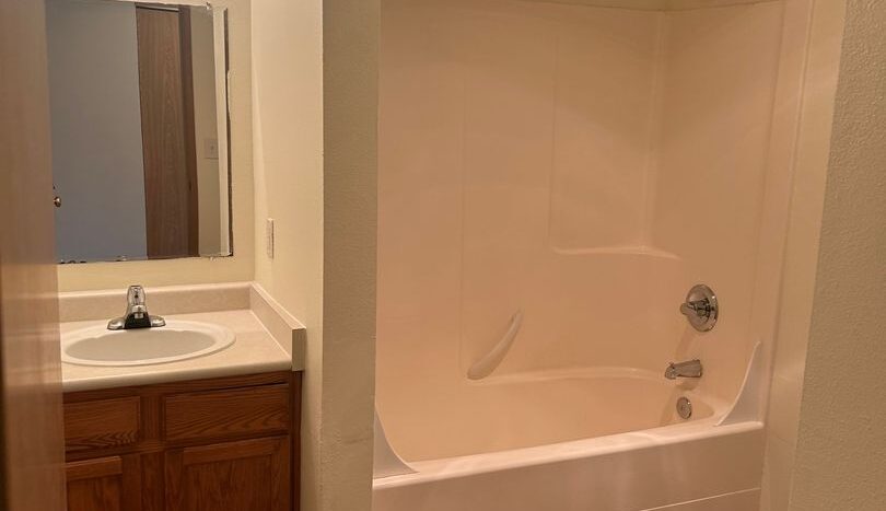 4018 Northwest Avenue - Bellingham - Washington - 1 bed, 1 bath rental property