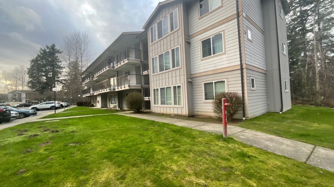 4018 Northwest Avenue - Bellingham - Washington - 2 bed, 2 bath rental property