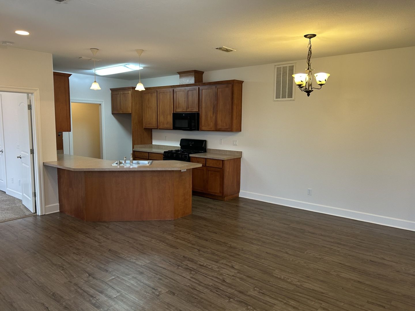 403-405 Gilcrest Ave - Vallejo - California - 2 bed, 1 bath rental property