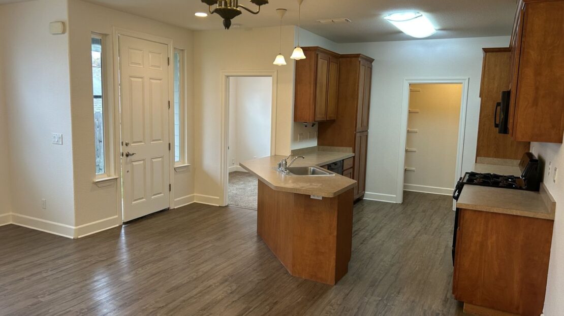 403-405 Gilcrest Ave - Vallejo - California - 2 bed, 1 bath rental property