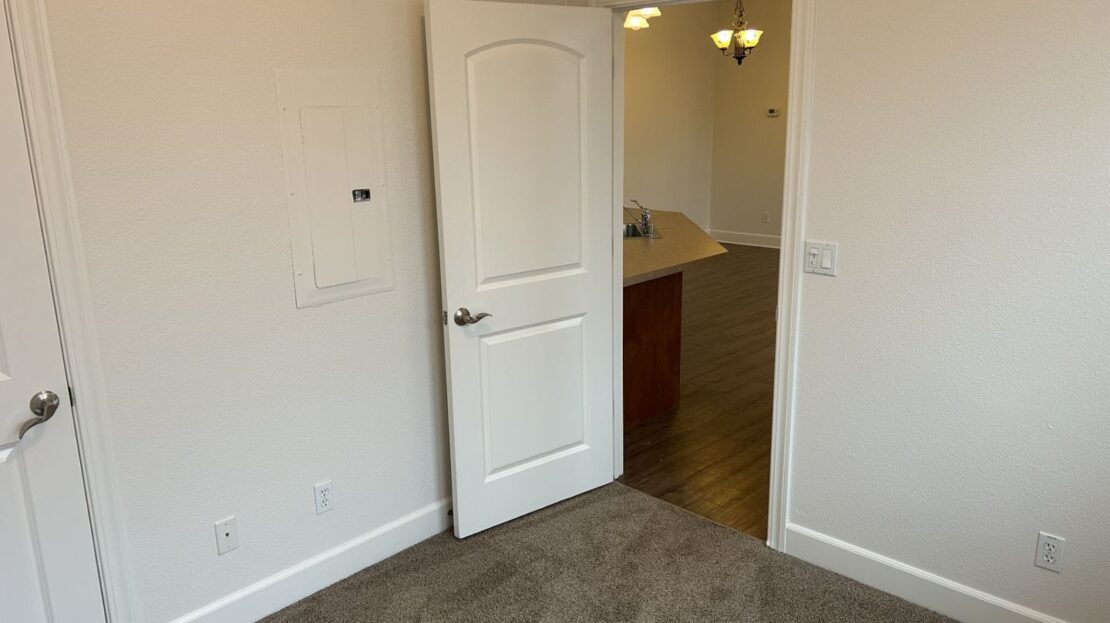403-405 Gilcrest Ave - Vallejo - California - 2 bed, 1 bath rental property
