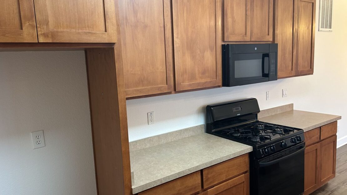 403-405 Gilcrest Ave - Vallejo - California - 2 bed, 1 bath rental property