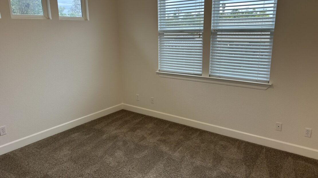 403-405 Gilcrest Ave - Vallejo - California - 2 bed, 1 bath rental property