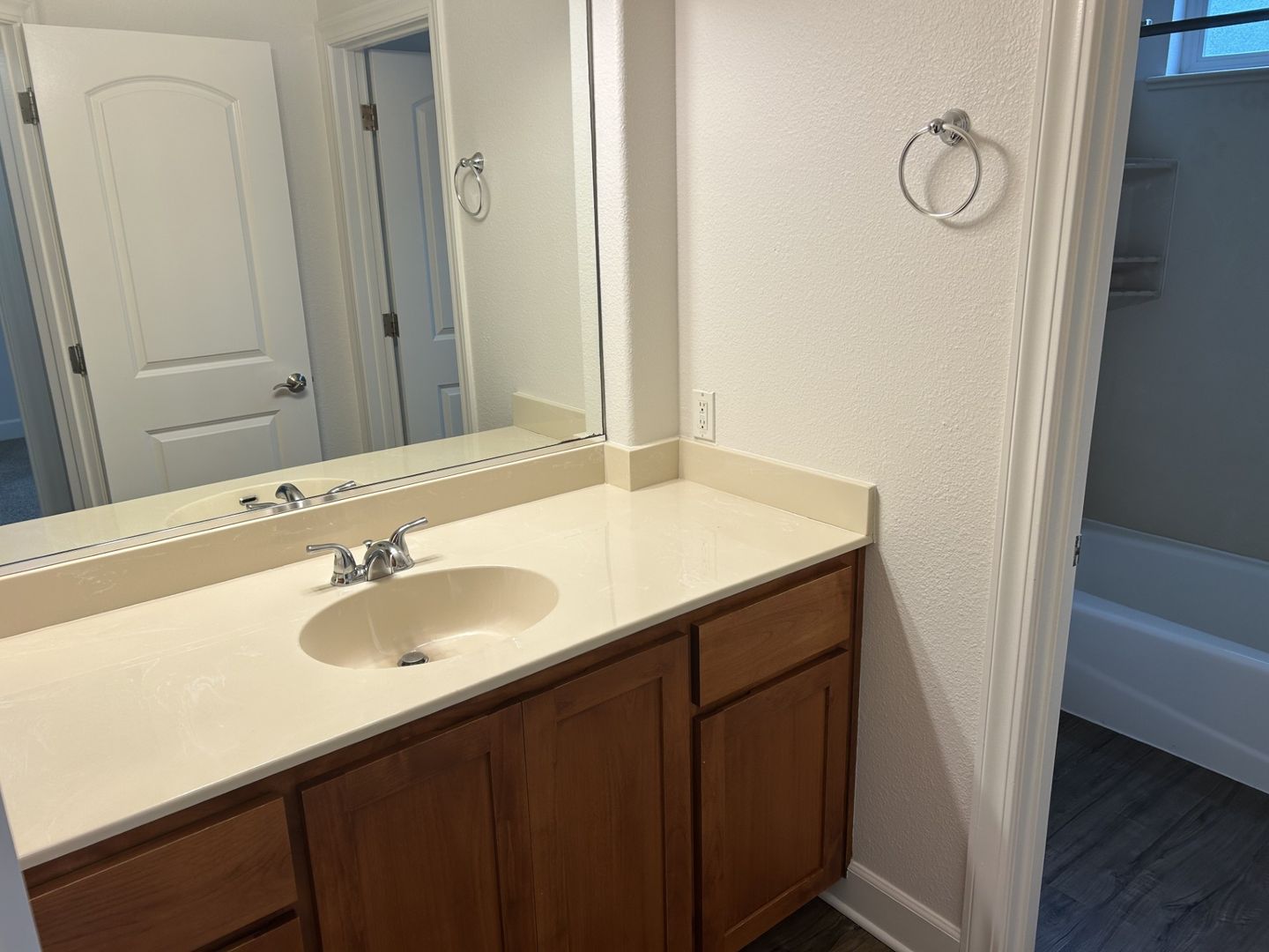 403-405 Gilcrest Ave - Vallejo - California - 2 bed, 1 bath rental property