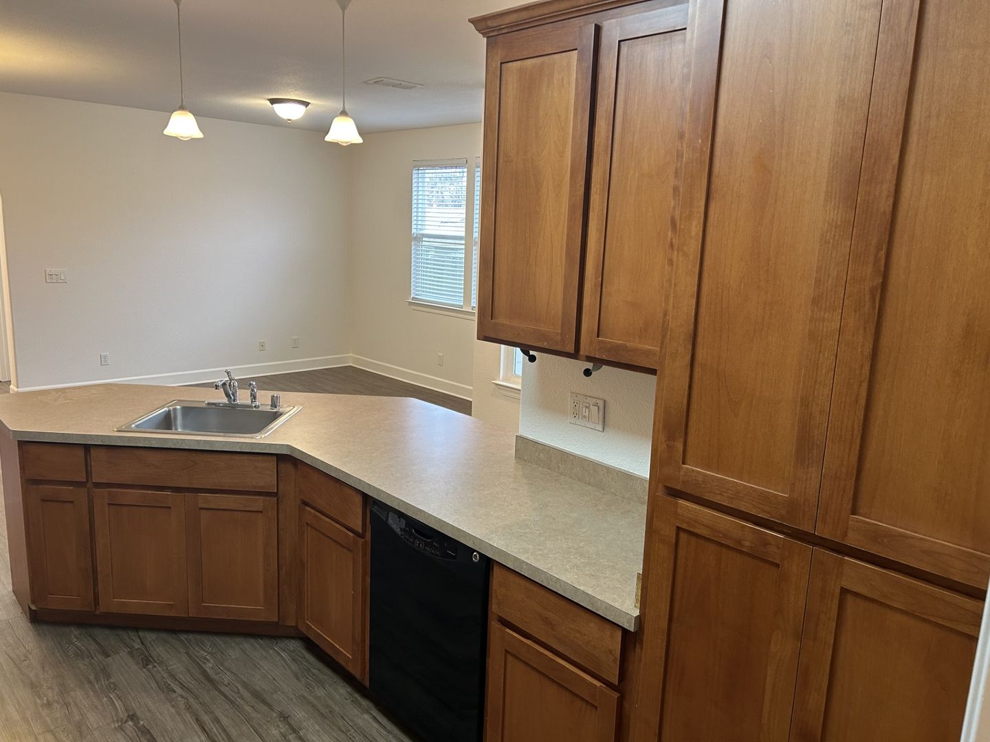 403-405 Gilcrest Ave - Vallejo - California - 2 bed, 1 bath rental property