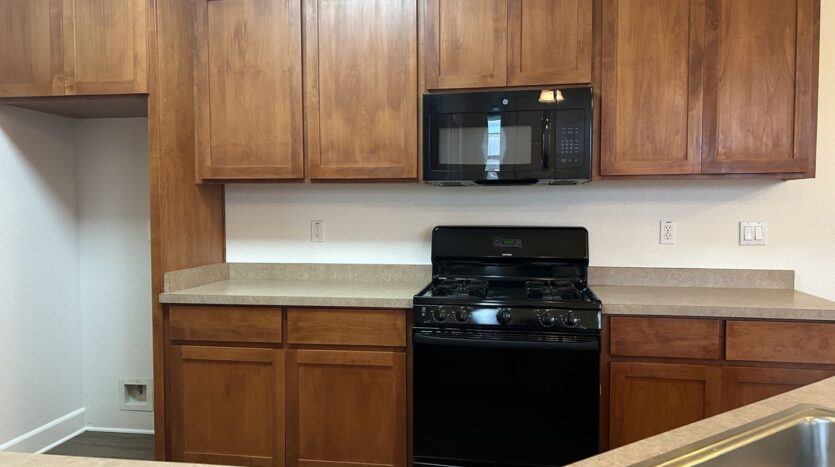 403-405 Gilcrest Ave - Vallejo - California - 2 bed, 1 bath rental property