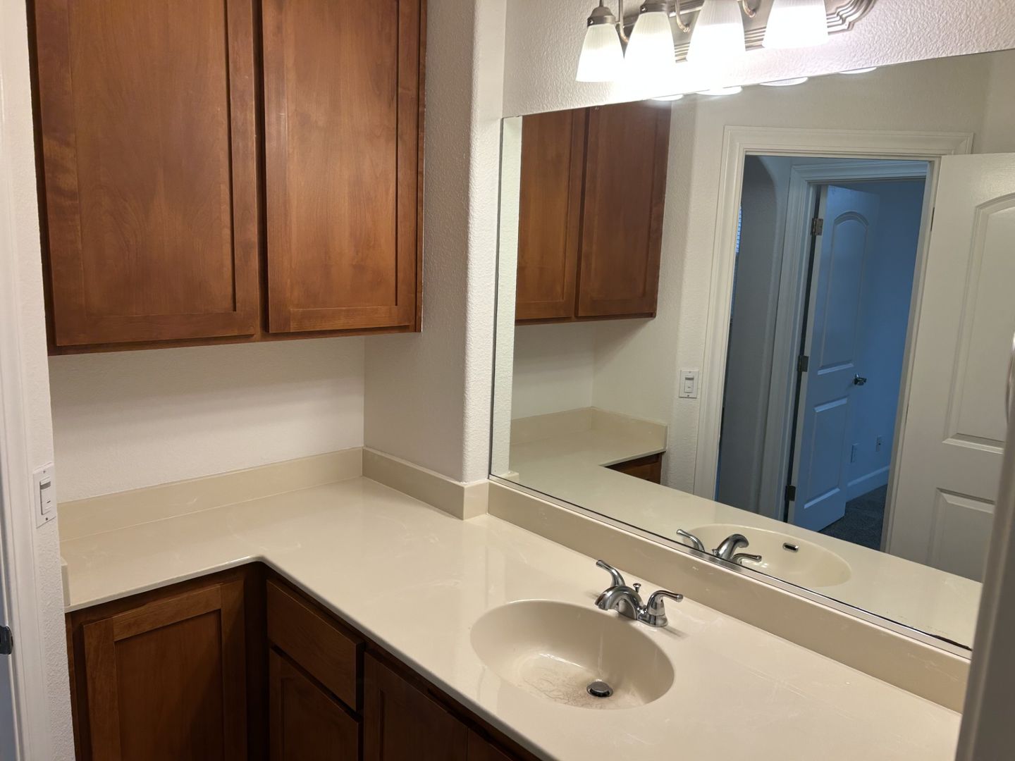 403-405 Gilcrest Ave - Vallejo - California - 2 bed, 1 bath rental property