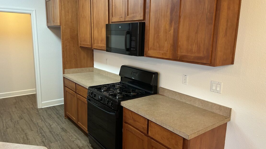 403-405 Gilcrest Ave - Vallejo - California - 2 bed, 1 bath rental property