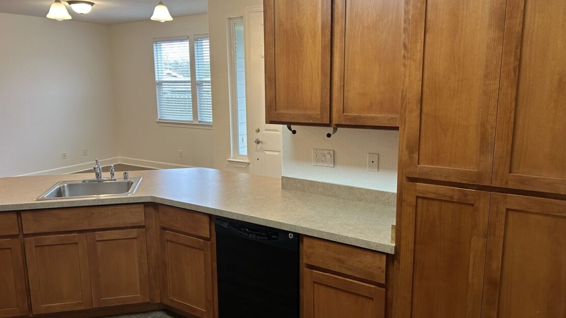 403-405 Gilcrest Ave - Vallejo - California - 2 bed, 1 bath rental property