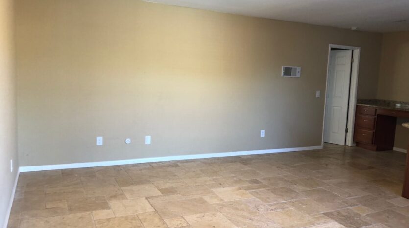 421 South Mollison Avenue 40 - El Cajon - California - 1 bed, 1 bath rental property