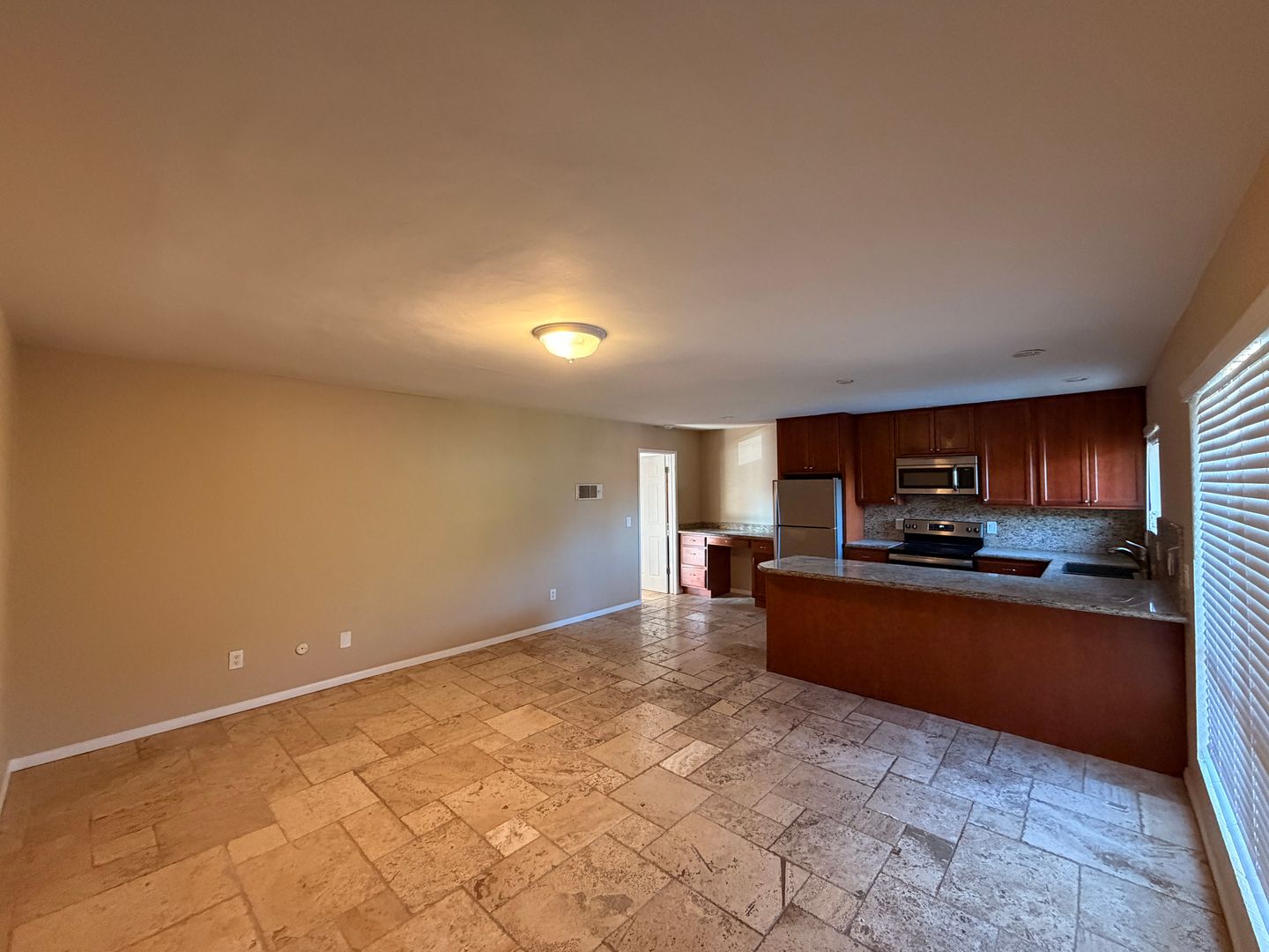 421 South Mollison Avenue 40 - El Cajon - California - 1 bed, 1 bath rental property