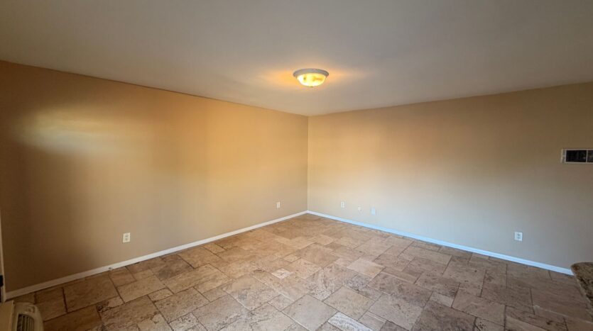 421 South Mollison Avenue 40 - El Cajon - California - 1 bed, 1 bath rental property