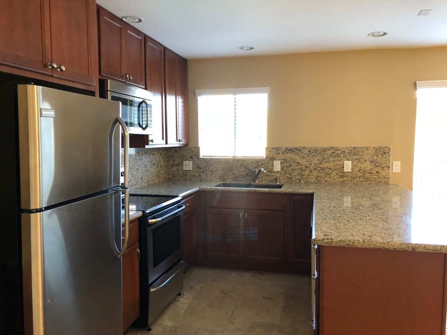 421 South Mollison Avenue 40 - El Cajon - California - 1 bed, 1 bath rental property