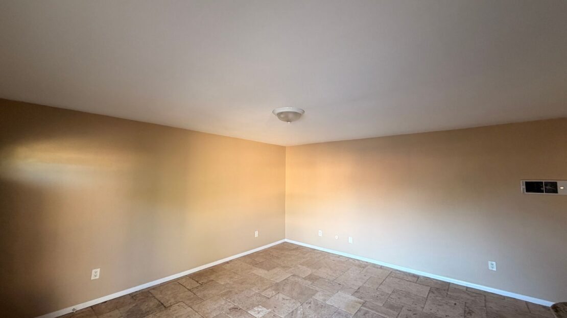 421 South Mollison Avenue 40 - El Cajon - California - 1 bed, 1 bath rental property