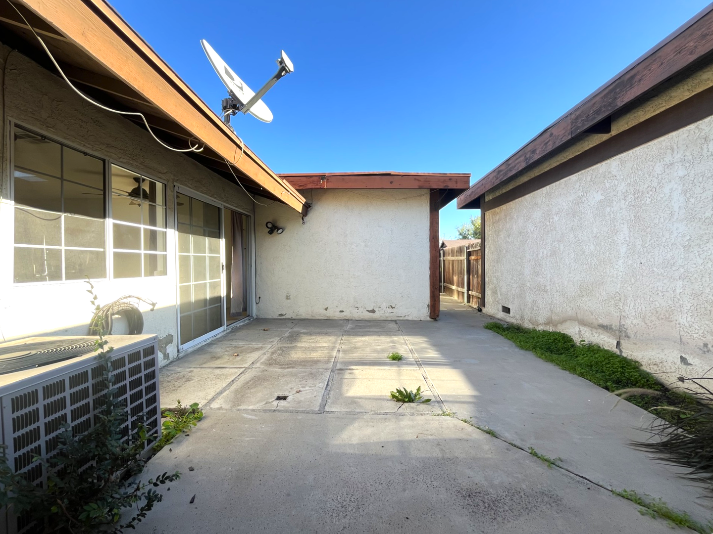 4224 Kingsbury Place - Riverside - California - 3 bed, 2 bath rental property