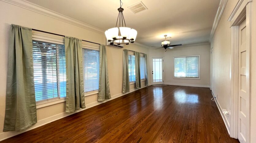 423 E. 8th St - Corona - California - 2 bed, 1.5 bath rental property