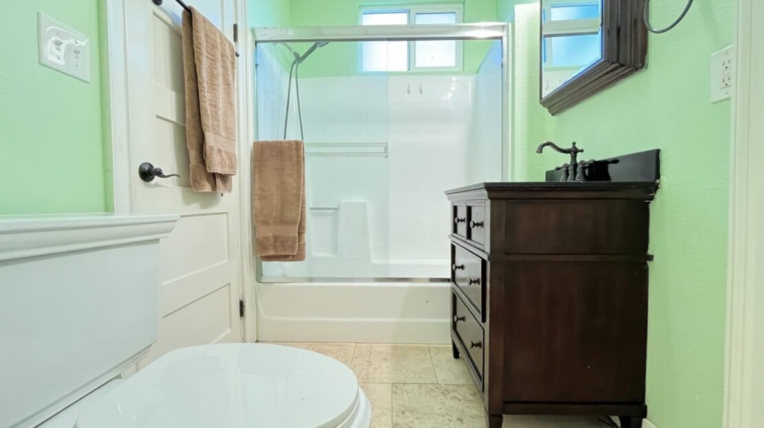 423 E. 8th St - Corona - California - 2 bed, 1.5 bath rental property