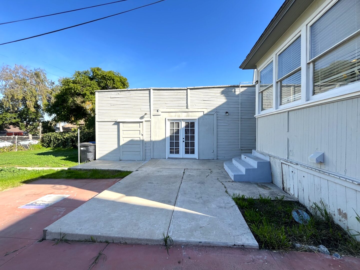 423 E. 8th St - Corona - California - 2 bed, 1.5 bath rental property