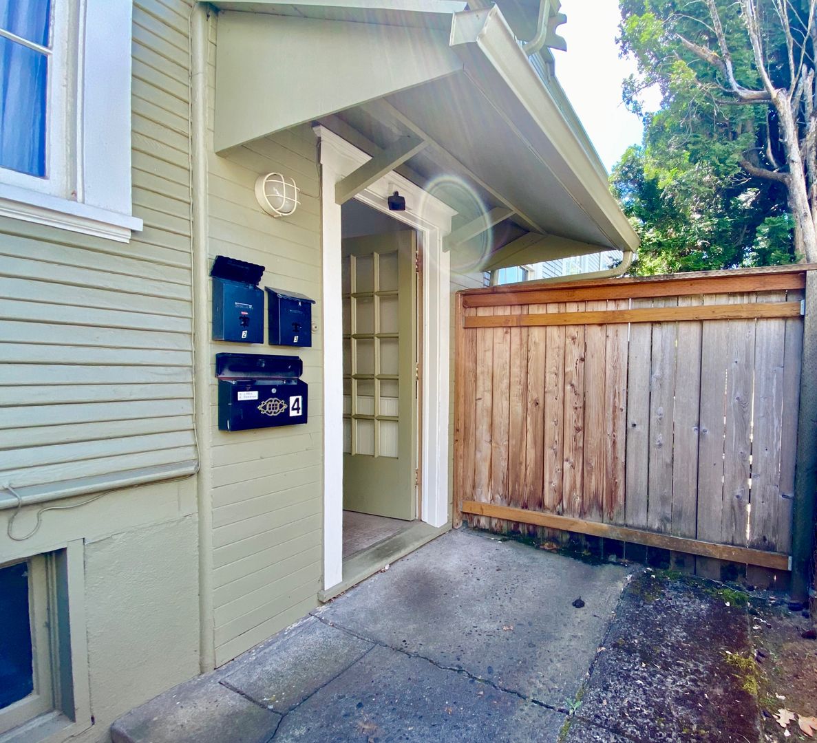 425 NE 70TH - Unit 3 - Portland - Oregon - 1 bed, 1 bath rental property