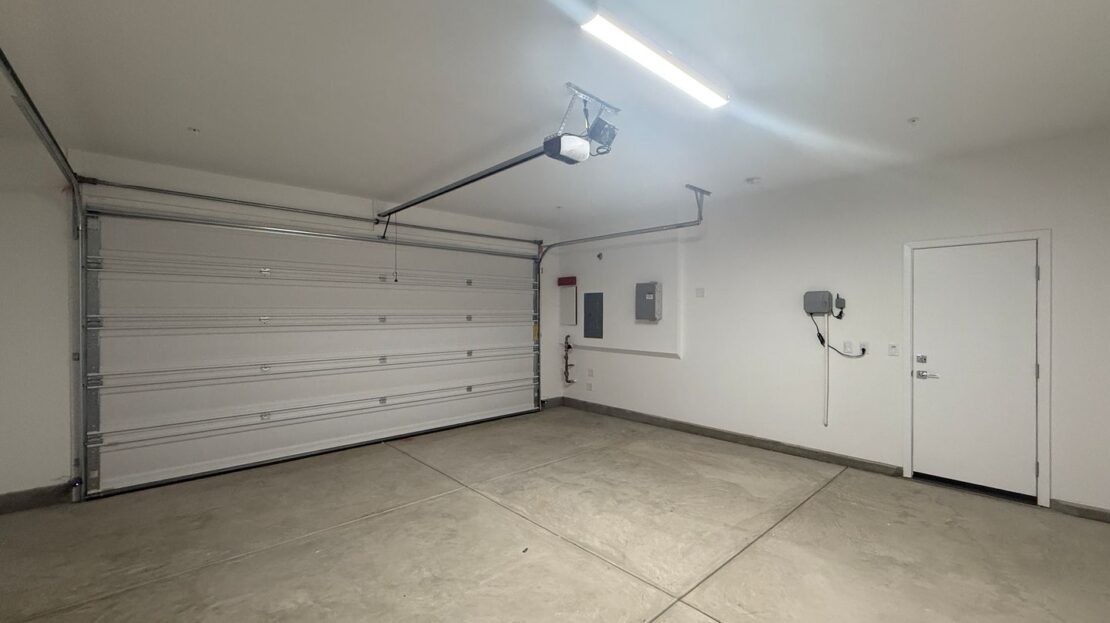 42965 56th St. West - Lancaster - California - 4 bed, 2.5 bath rental property