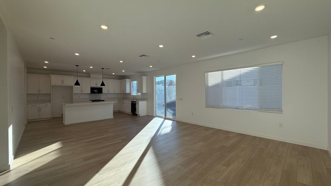 42965 56th St. West - Lancaster - California - 4 bed, 2.5 bath rental property