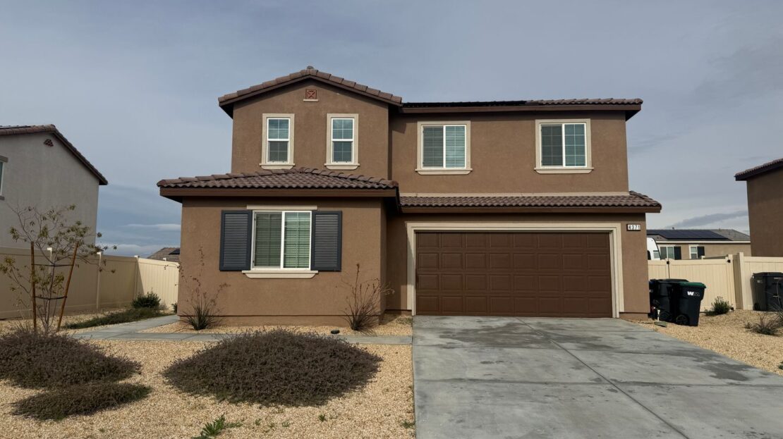 4371 W. Ave J5 - Lancaster - California - 4 bed, 3 bath rental property