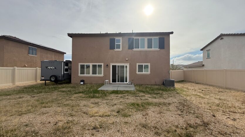4371 W. Ave J5 - Lancaster - California - 4 bed, 3 bath rental property