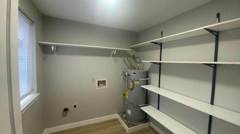 4700 124th St Ct SW - Lakewood - Washington - 1 bed, 1 bath rental property