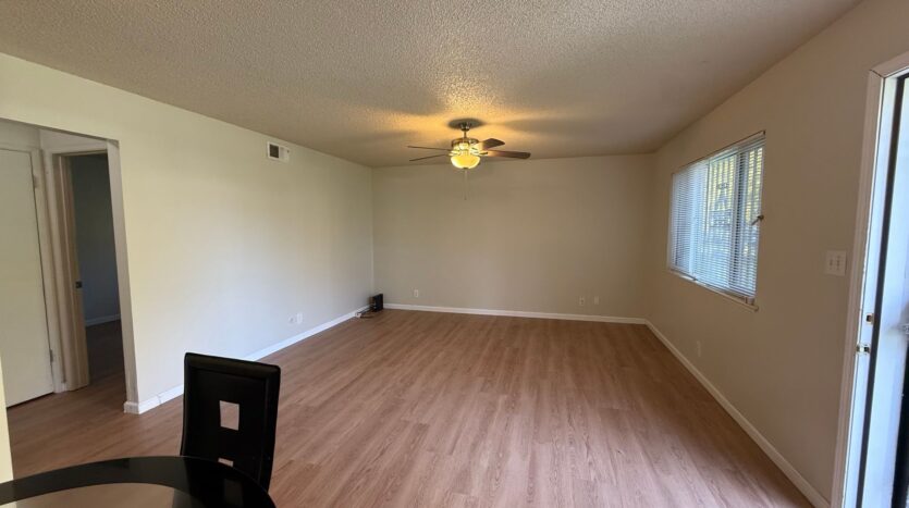 4917 N. Holt  - Fresno - California - 2 bed, 1 bath rental property