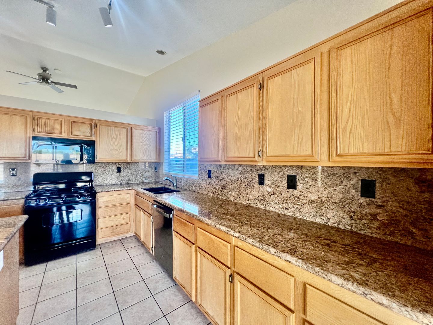 49312 Violet St. - Indio - California - 3 bed, 2 bath rental property