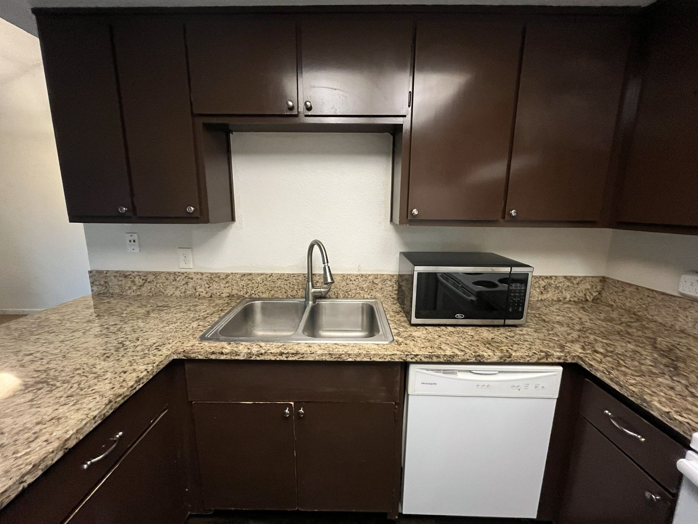 4945 Travertine Circle - Sacramento - California - 2 bed, 1 bath rental property