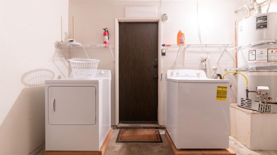 4945 Travertine Circle - Sacramento - California - 2 bed, 1 bath rental property