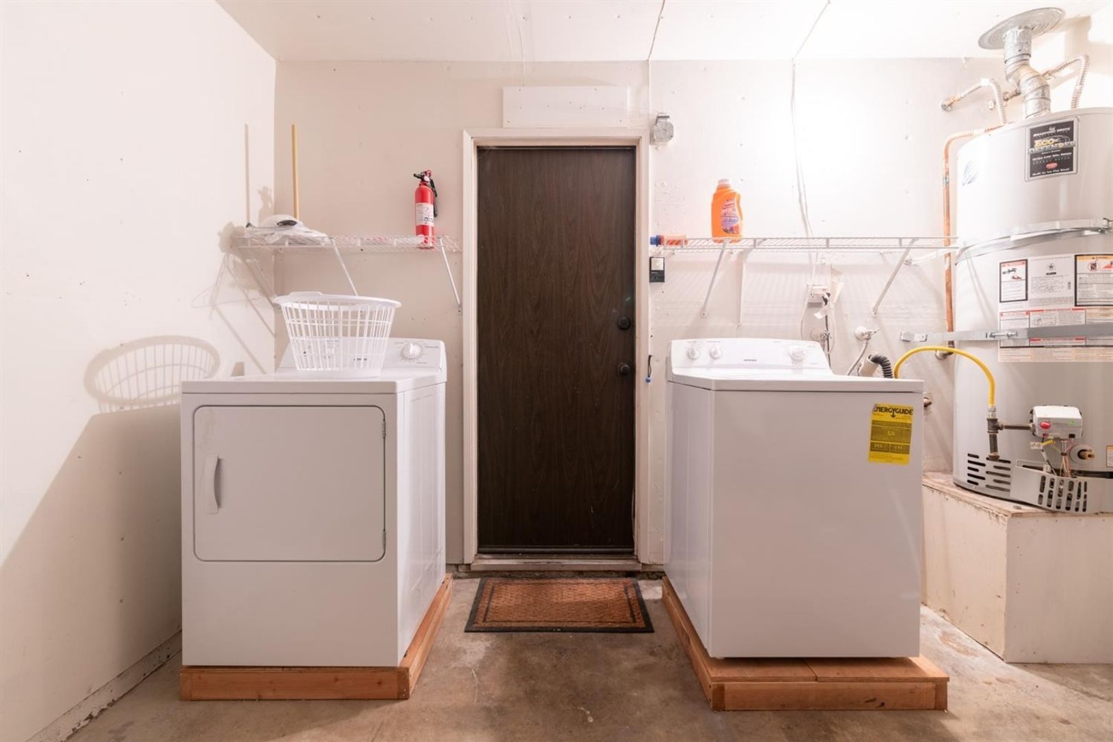 4945 Travertine Circle - Sacramento - California - 2 bed, 1 bath rental property