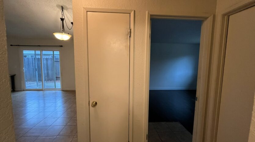 4945 Travertine Circle - Sacramento - California - 2 bed, 1 bath rental property