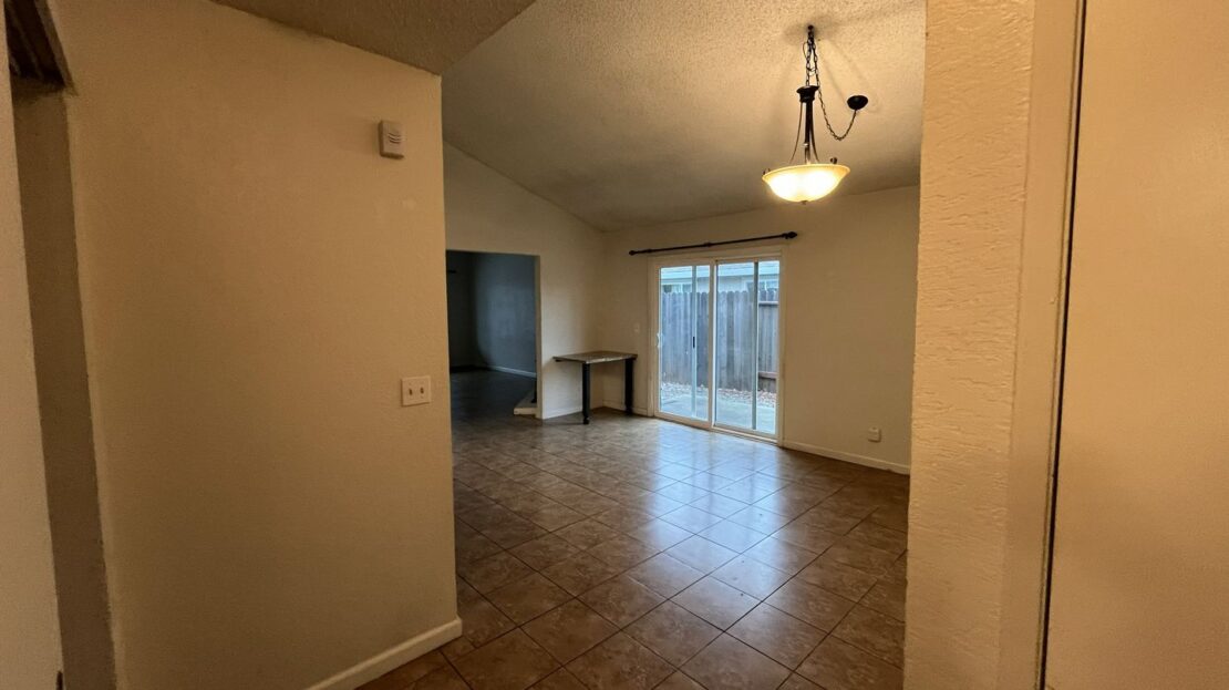 4945 Travertine Circle - Sacramento - California - 2 bed, 1 bath rental property
