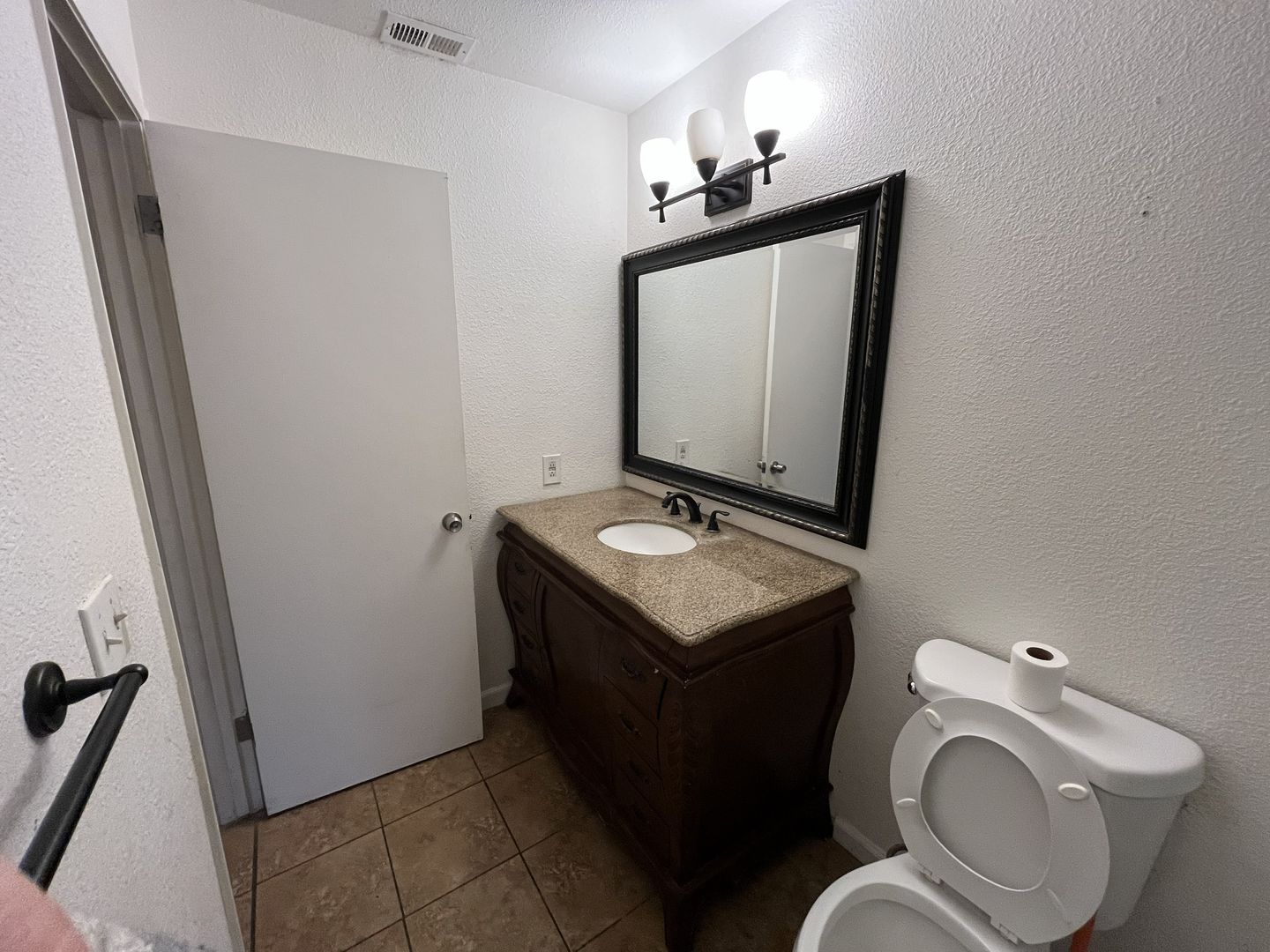 4945 Travertine Circle - Sacramento - California - 2 bed, 1 bath rental property