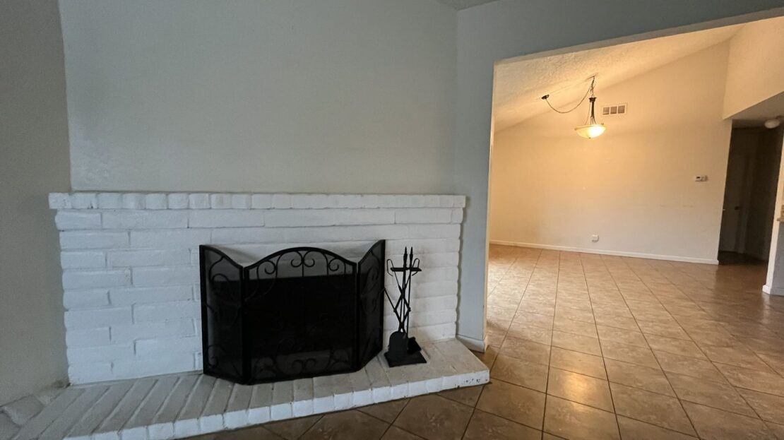 4945 Travertine Circle - Sacramento - California - 2 bed, 1 bath rental property