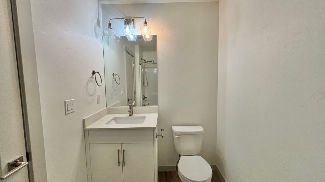 502 NW 28th Court - Redmond - Oregon - 3 bed, 2.5 bath rental property