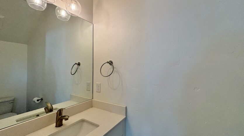 502 NW 28th Court - Redmond - Oregon - 3 bed, 2.5 bath rental property